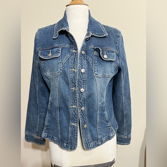 Denim jacket - Picture 2 of 7